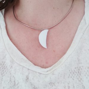 Hangertje Seleniet Maan Miracle Monday 2