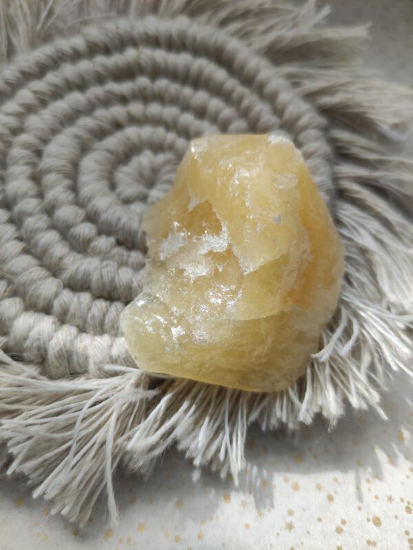 Gele calciet 1 Miracle Monday