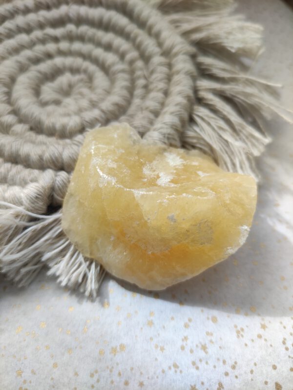 Gele calciet 2 Miracle Monday